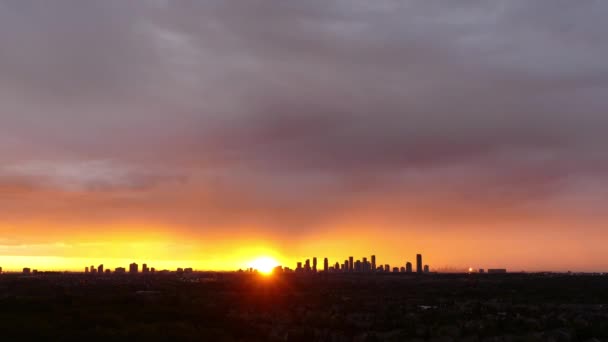 Time Lapse Sun Rising Mississauga Skyline Clouds Roll — Stock Video