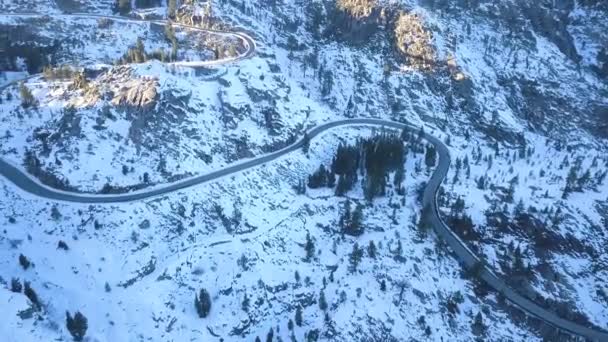 Video Donero Pase Montaña Donner Pasa Por California Carretera Snow — Vídeos de Stock