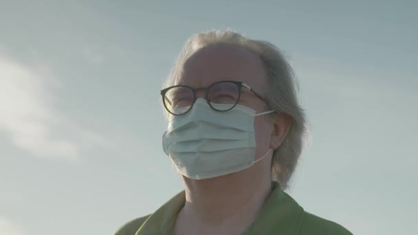 Detailní Záběr Muže Brýlemi — Stock video