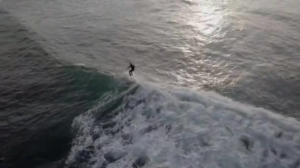 Talentovaný Surfař Krásnou Vlnu Slunci Anténě — Stock video