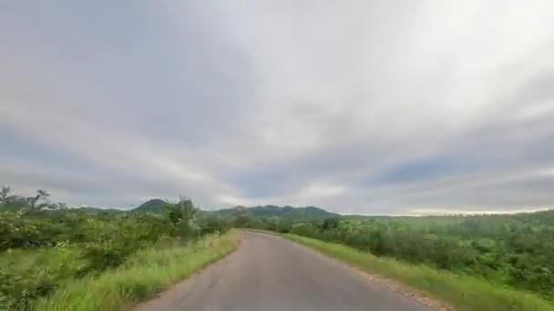 Timelapse Dirigindo Pov Estrada Pavimentada Através Parque Nacional Kruger — Vídeo de Stock