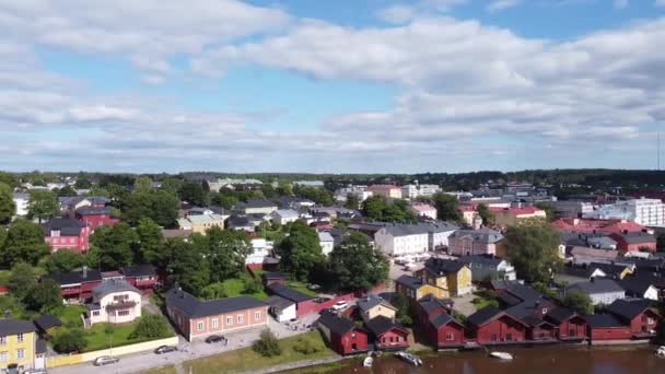 Sartén Aérea Sobre Histórica Ciudad Porvoo Finlandia Durante Día Soleado — Vídeos de Stock