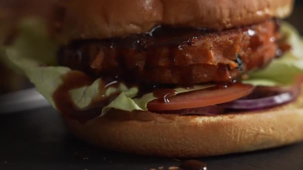 Feche Hambúrguer Vegetariano Vegano Saboroso Tiro Macro Detalhado — Vídeo de Stock
