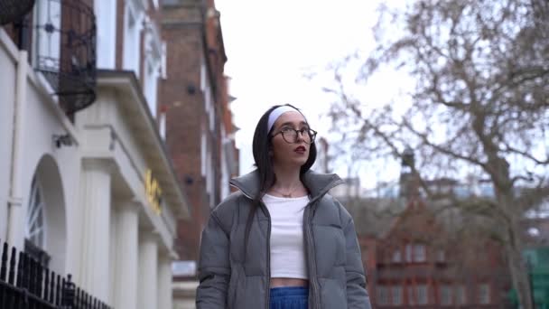 Beautiful Young Woman Walking Soho London Low Angle Medium Shot — Stock Video