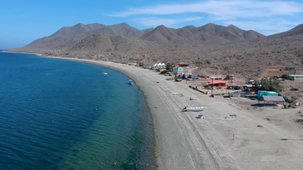 Flygvideo Flyger Över Stenig Strand Vid Magdelena Bay Baja California — Stockvideo