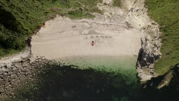 Sandy Beach Cove Cornwall South Coast Aerial Overhead Birds Eye — Stockvideo