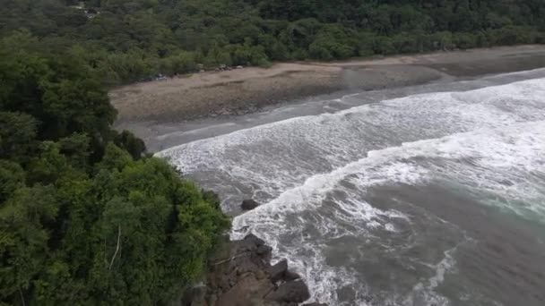 Las Tormentosas Olas Del Mar Estrellan Exótica Costa Costa Rica — Vídeos de Stock