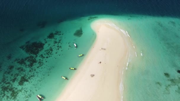 Aerial Cinematic Drone Shot Amazing Heavenly Paradisiacal Deserted Island Traditional — Stok video