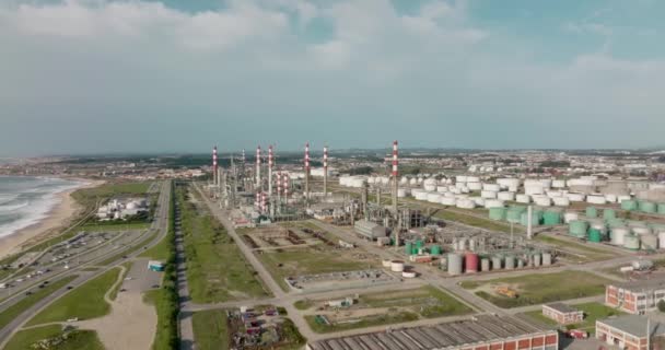 Vista Cinematográfica Sobre Zona Industrial Refinaria Galp Matosinhos Novo Centro — Vídeo de Stock