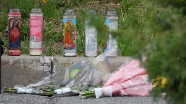 Candles Flowers Laid Ground Mourn Victims Mass Racial Shooting Supermarket — стокове відео