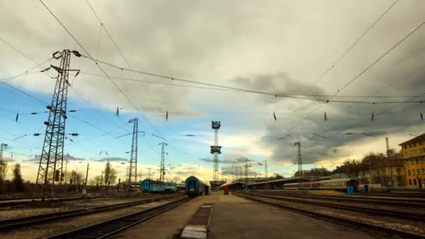 Kort Timelapse Solnedgången Sofias Tågstation Bulgarien — Stockvideo