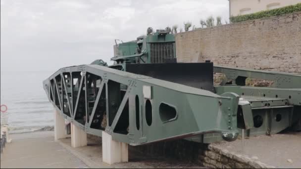 Pont Atterrissage Omaha Beach Normandie Ralenti — Video