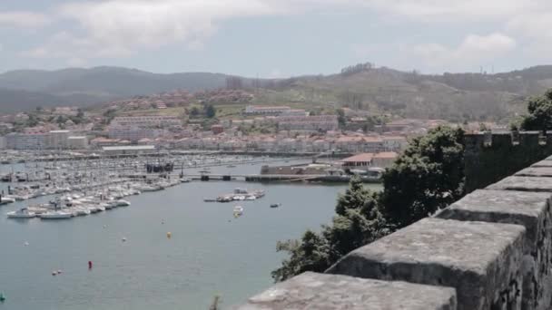 Vista Sobre Baiona Marina Desde Monterreal Fort — Vídeos de Stock