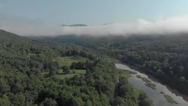 Epic Drone Sisi Sisi Ditembak Dari Lembah Yang Indah Catskill — Stok Video