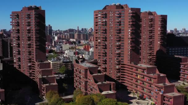 Nice Pullback Elevating Drone Shot Apartment Highrise Buildings Harlem Manhattan — Stock Video