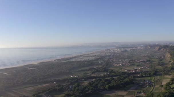 Widok Lotu Ptaka Costa Caparica Piękny Krajobraz Przez Drona Pobliżu — Wideo stockowe