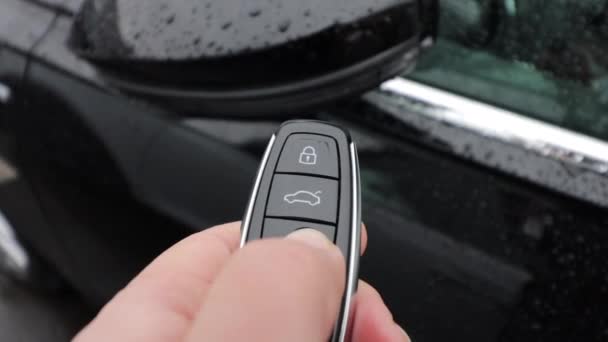 Car Lock Unlock Luxury Key Flashing Signal Lights — Stockvideo