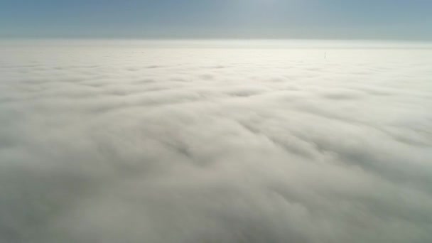 Flight Misty Clouds Morning Sunlight Little Glory City Scape Clouds — Vídeo de stock