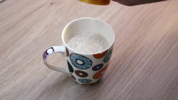 Cappuccino Sprinkling Caramel — Stok Video