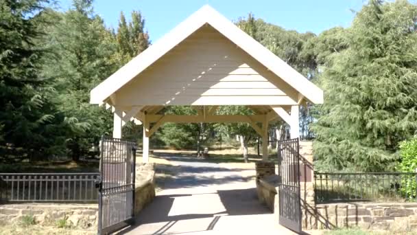 Gateway Park Gardens Beautiful Sunny Spring Day — Videoclip de stoc
