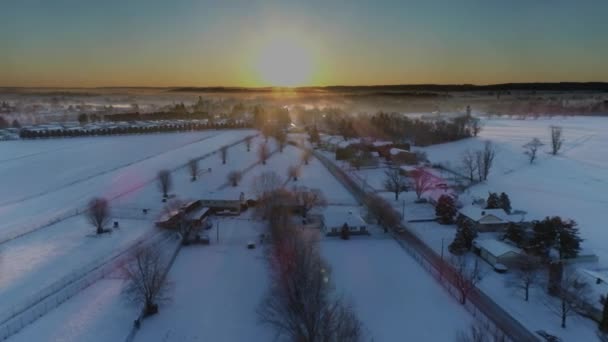 Aerial View Early Morning Sunrise Snow Fall Amish Countryside Senn — Stockvideo