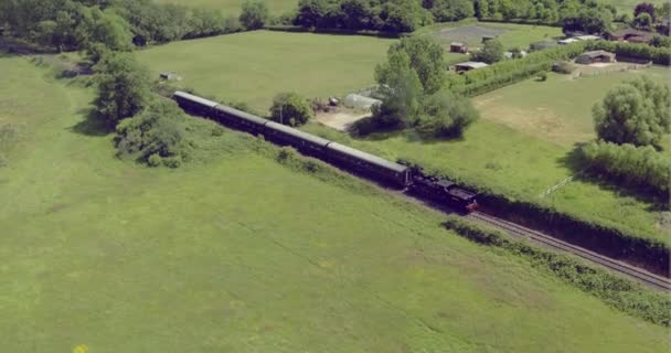 Tiro Rastreamento Aéreo Uma Locomotiva Vapor Parou Uma Pista Pronta — Vídeo de Stock