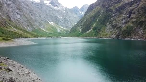 Drone View Lake Marian South Island New Zealand — Vídeos de Stock