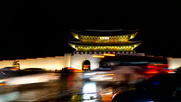 Time Lapse Traffic Rushing Gyeongbokgung Palace Night South Korea — Videoclip de stoc