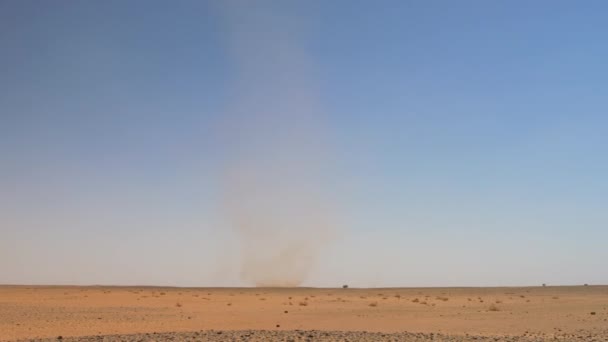 Dust Devil Desert Morocco Static Handheld Shot Slow Motion — 图库视频影像