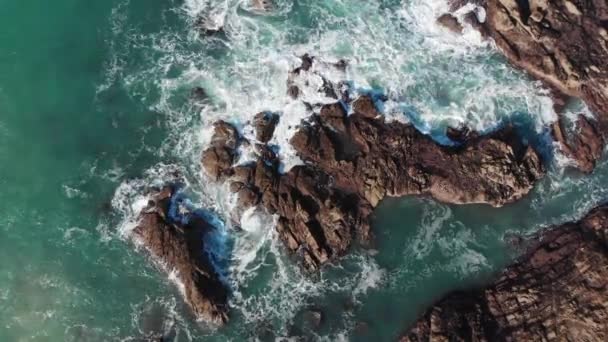 Aerial Stationary Shot Rocks Being Hit Big Waves Plemont Bay — 비디오