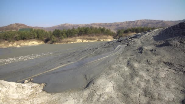 Interesting View Mud Volcano Bubble Boiling Mud Volcanoes Stand One — Videoclip de stoc