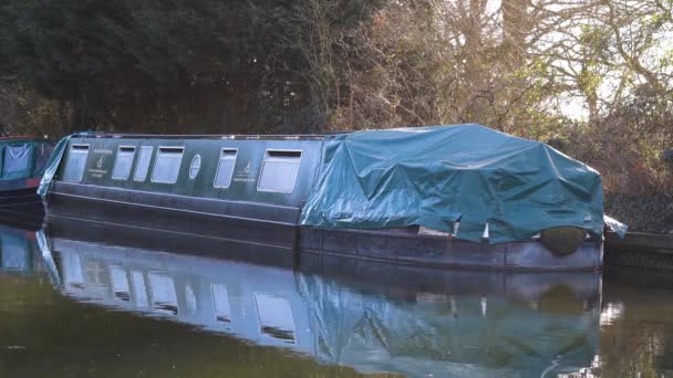 Canal Longboat Moored — Vídeos de Stock