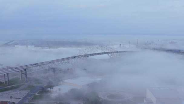 Puente Corpus Christi Escondido Por Niebla — Vídeos de Stock