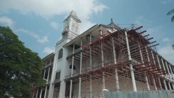 Vista Casa Las Maravillas Zanzíbar Stone Town Desde Debajo Del — Vídeo de stock