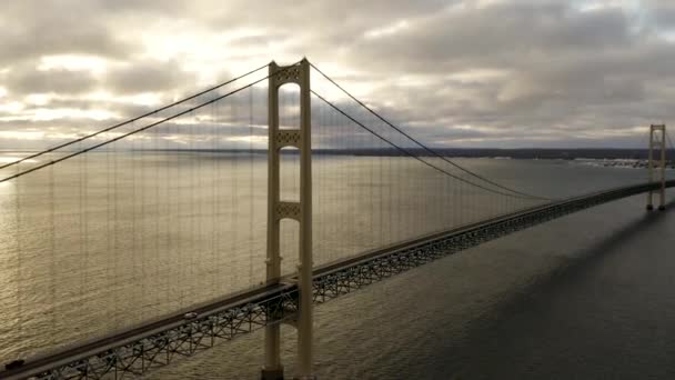 Pure Michigan Sunrise Mackinac Bridge Aerial — Stok video