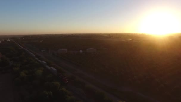 Fotografia Aérea Grande Comboio Carga Sonora Pôr Sol — Vídeo de Stock