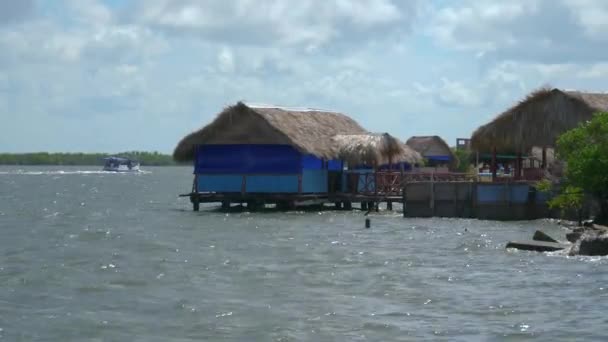 水上のレストラン イザベラ サグア — ストック動画