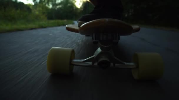 Close View Front Wheels Skateboard Light Rays Sun Park — Stock video