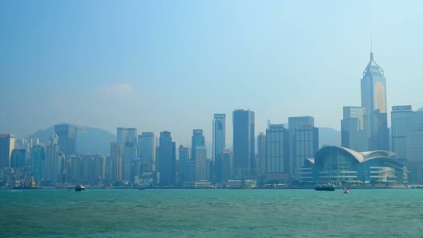 Timelapse Tittar Över Bukten Mot Hong Kong Stad Med Båtar — Stockvideo