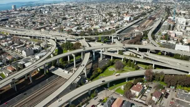 Aerial Shot Bay Area Junction Oakland Going San Francisco Freeway — Αρχείο Βίντεο