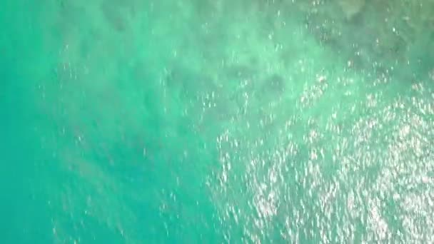 Aerial Top View Trpoical Green Ocean Rocky Island Waves Wash — Video