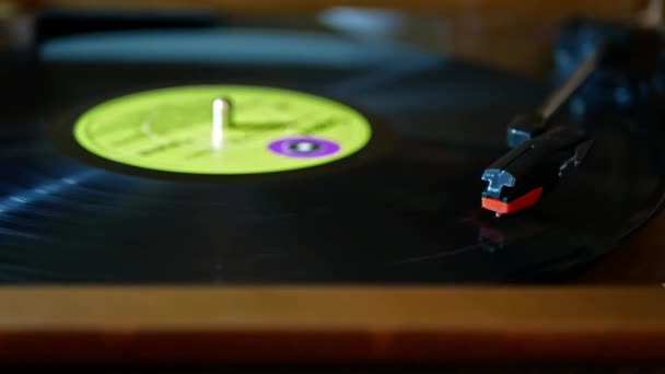 Modern Gramofon Plak Çalıyor Kapatın — Stok video