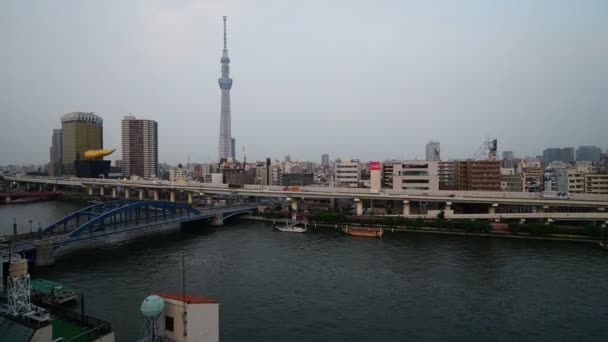 Tidsförskjutning Tokyo Sky Tree Tower Japan Med Utsikt Över Bron — Stockvideo