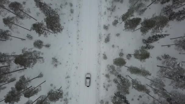 Cars Driving Snow Covered Landscape Kuusamo Finland Aerial Footage Shot — ストック動画