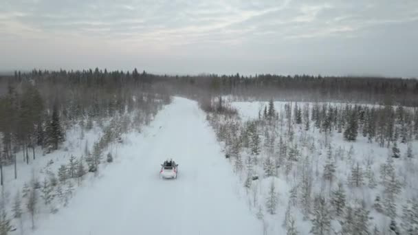 Cars Driving Snow Covered Landscape Kuusamo Finland Aerial Footage Shot — Stock video