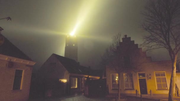 Zoom Faro Notte Sull Isola Olandese Del Mare Del Nord — Video Stock