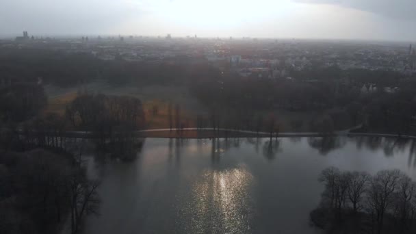 Munich Kleinhesseloher Lake Fotage — Vídeo de stock