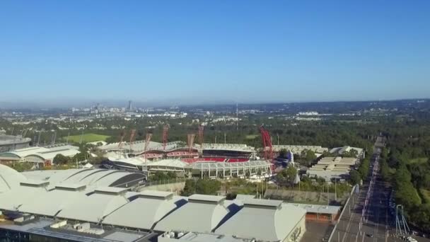 Vzdušný Letoun Stoupající Výstřel Dívá Přes Stadion Sydney Olympic Park — Stock video