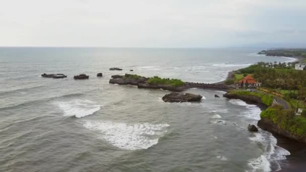 Pura Gede Luhur Batu Ngaus Temple Canggu Bali Aerial Shots — Stockvideo