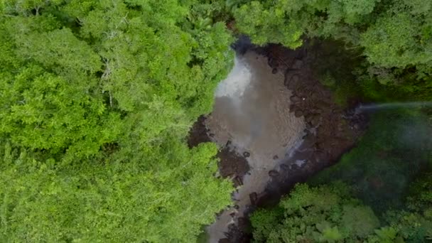 Nungnung Waterfall Middle Bali Indonesia Aerial Shots Overcast Day — Stock Video